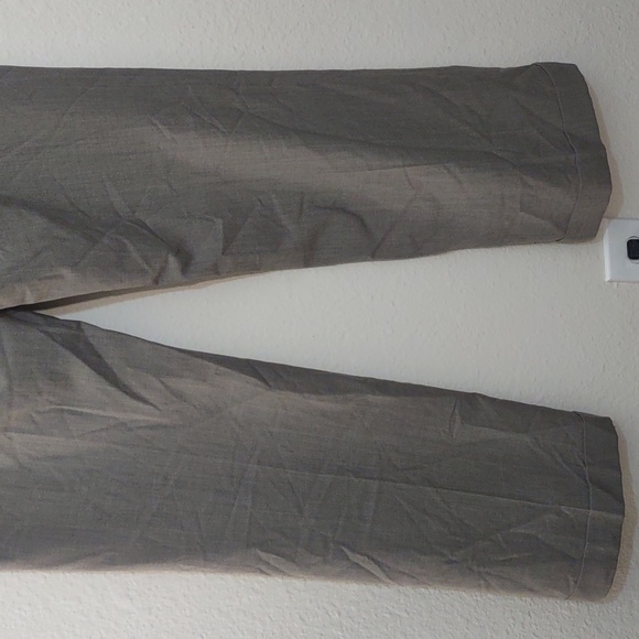 SLIGHTLY USED BANANA REPUBLIC MARTIN FIT COLOR CHARCOAL SIZE 10. - Picture 9 of 9